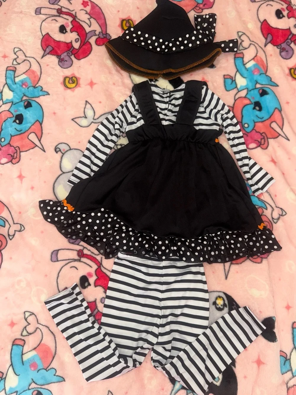California Costumes Crafty Lil Witch Costume for 18-24 months.